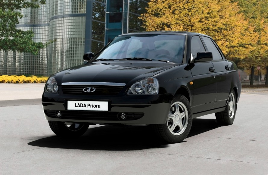 Автомобиль Приора