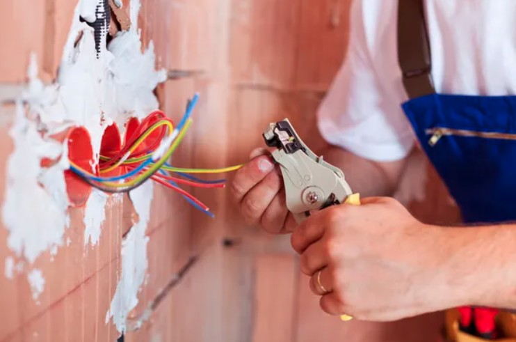 Услуги электрика в Избербаше – срочный вызов